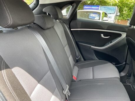 Hyundai i30 STYLE NAV BLUE DRIVE CRDI 21