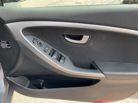 Hyundai i30 STYLE NAV BLUE DRIVE CRDI 22
