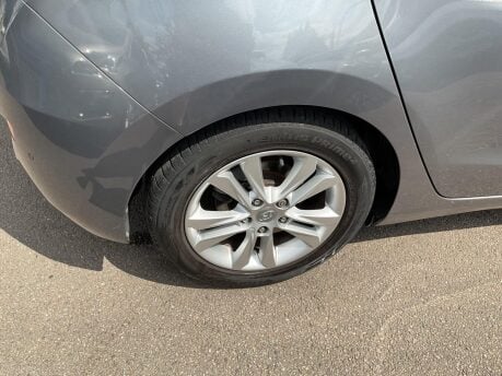 Hyundai i30 STYLE NAV BLUE DRIVE CRDI 23