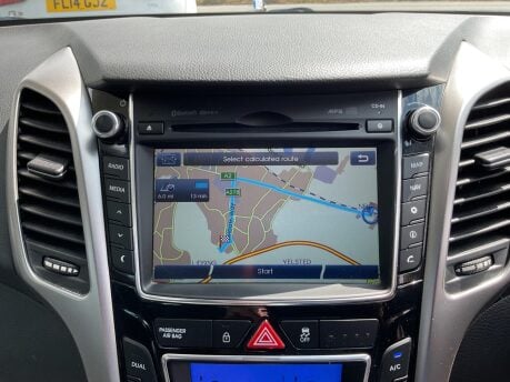 Hyundai i30 STYLE NAV BLUE DRIVE CRDI 27