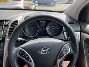 Hyundai i30 STYLE NAV BLUE DRIVE CRDI 33