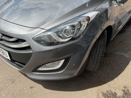Hyundai i30 STYLE NAV BLUE DRIVE CRDI 36
