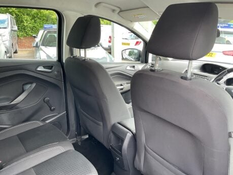 Ford C-Max ZETEC 22