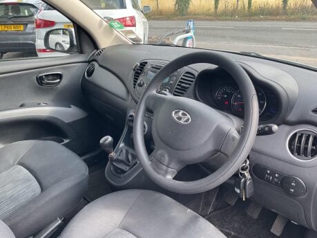 Hyundai i10 ACTIVE 4