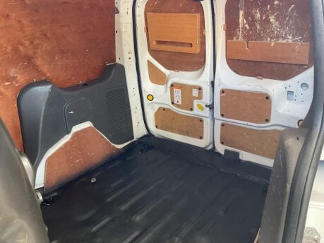 Ford Transit Connect 200 LIMITED TDCI 29