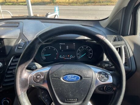 Ford Transit Connect 200 LIMITED TDCI 19
