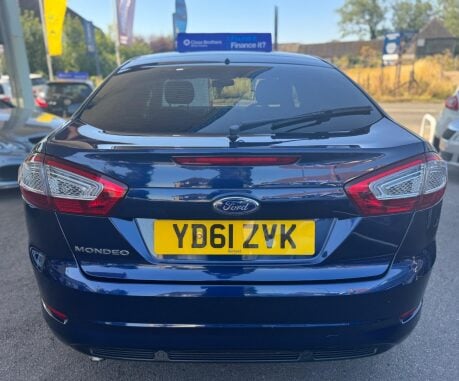 Ford Mondeo ZETEC 6