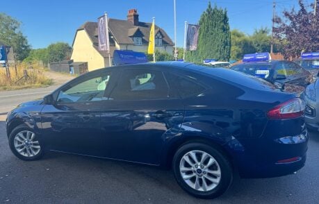 Ford Mondeo ZETEC 4