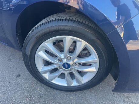 Ford Mondeo ZETEC 14