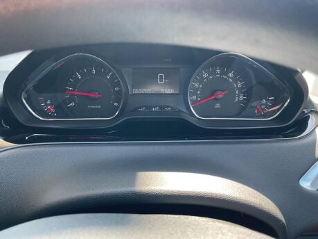 Peugeot 208 1.4 HDi Active Euro 5 3dr 20