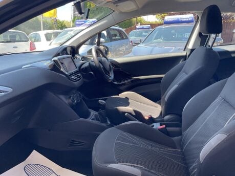 Peugeot 208 1.4 HDi Active Euro 5 3dr 29
