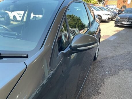 Peugeot 208 ACTIVE HDI 17