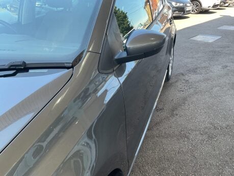 Volkswagen Polo 1.4 Match DSG Euro 5 5dr 17
