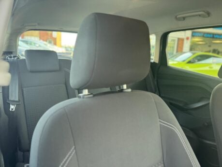 Ford C-Max 1.5 TDCi Zetec Euro 6 (s/s) 5dr 27