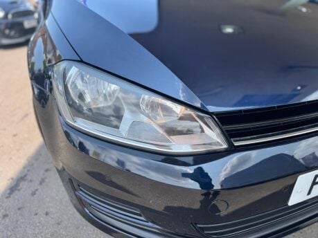 Volkswagen Golf 1.6 TDI BlueMotion Tech SE Euro 5 (s/s) 5dr 11