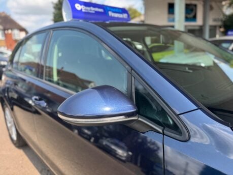 Volkswagen Golf 1.6 TDI BlueMotion Tech SE Euro 5 (s/s) 5dr 13