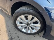 Volkswagen Golf 1.6 TDI BlueMotion Tech SE Euro 5 (s/s) 5dr 14