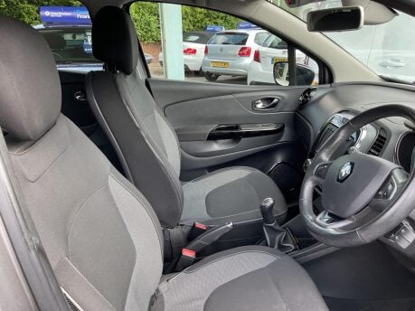 Renault Captur 1.5 dCi ENERGY Dynamique S Nav Euro 6 (s/s) 5dr 11