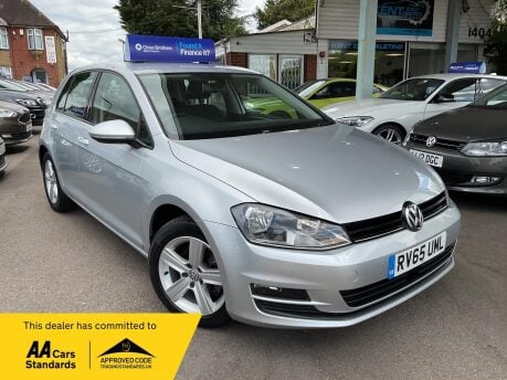 Volkswagen Golf 2.0 TDI BlueMotion Tech Match Euro 5 (s/s) 5dr 1