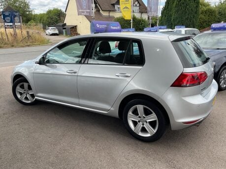 Volkswagen Golf 2.0 TDI BlueMotion Tech Match Euro 5 (s/s) 5dr 11