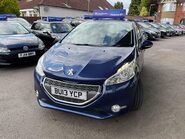 Peugeot 208 1.2 VTi Allure Euro 5 5dr 10