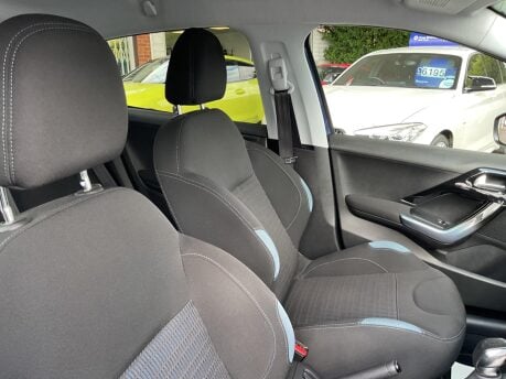 Peugeot 208 1.2 VTi Allure Euro 5 5dr 18