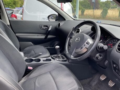 Nissan Qashqai+2 1.6 360 2WD Euro 5 5dr 9