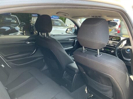 BMW 1 Series 1.5 118i Sport Auto Euro 6 (s/s) 5dr 29