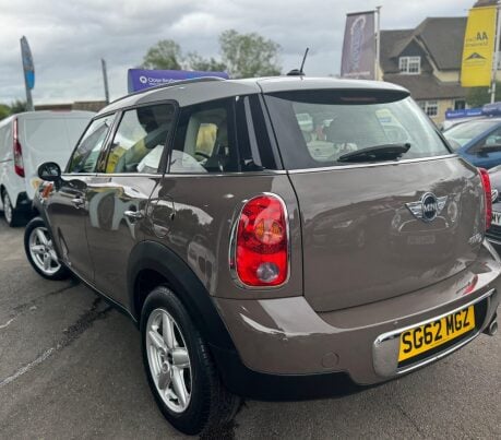 Mini Countryman 2.0 Cooper D Auto Euro 5 5dr 5
