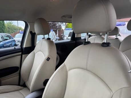 Mini Countryman 2.0 Cooper D Auto Euro 5 5dr 30