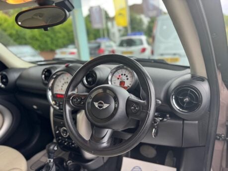 Mini Countryman 2.0 Cooper D Auto Euro 5 5dr 27
