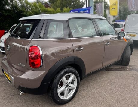 Mini Countryman 2.0 Cooper D Auto Euro 5 5dr 7