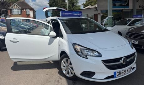 Vauxhall Corsa 1.4i ecoTEC Active Euro 6 3dr 37