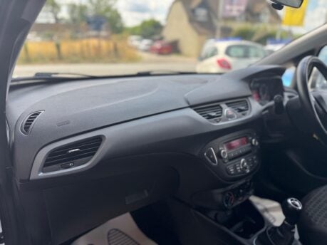 Vauxhall Corsa 1.4i ecoTEC Active Euro 6 3dr 34