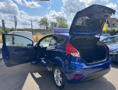 Ford Fiesta 1.25 Zetec Euro 6 3dr 35