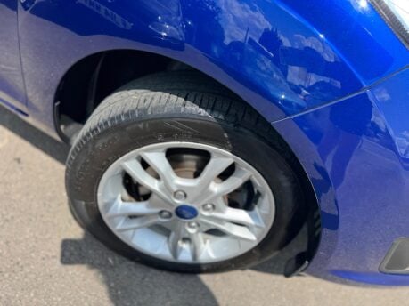 Ford Fiesta 1.25 Zetec Euro 6 3dr 14