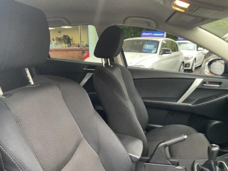 Mazda 3 1.6 Venture Euro 5 5dr 27