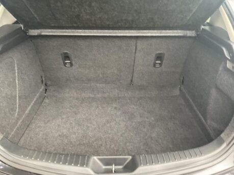 Mazda 3 1.6 Venture Euro 5 5dr 37