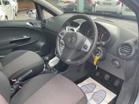 Vauxhall Corsa 1.4i 16v SXi 3dr 18