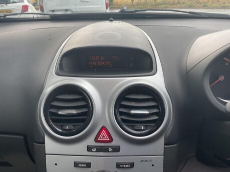 Vauxhall Corsa 1.4i 16v SXi 3dr 14