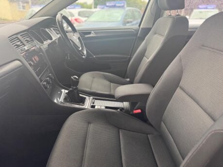 Volkswagen Golf 1.4 TSI BlueMotion Tech SE Nav Euro 6 (s/s) 5dr 33