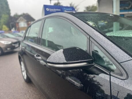 Volkswagen Golf 1.4 TSI BlueMotion Tech SE Nav Euro 6 (s/s) 5dr 13