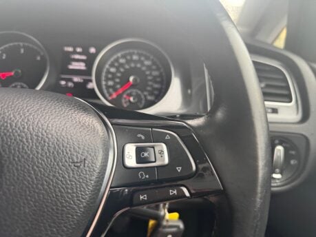 Volkswagen Golf 1.4 TSI BlueMotion Tech SE Nav Euro 6 (s/s) 5dr 23