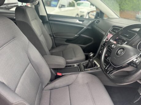 Volkswagen Golf 1.4 TSI BlueMotion Tech SE Nav Euro 6 (s/s) 5dr 28