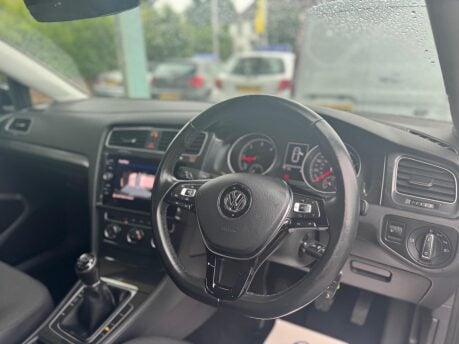 Volkswagen Golf 1.4 TSI BlueMotion Tech SE Nav Euro 6 (s/s) 5dr 29