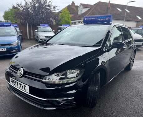 Volkswagen Golf 2.0 TDI BlueMotion Tech SE Nav DSG Euro 6 (s/s) 5dr 3