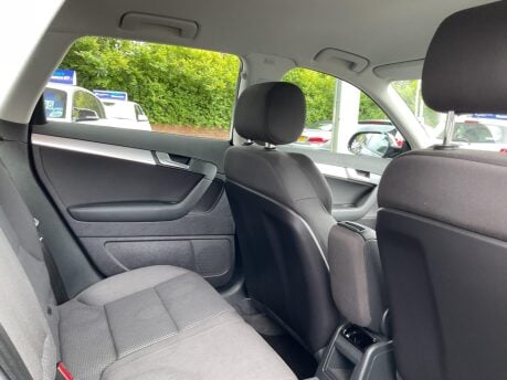 Audi A3 1.6 TDI Sport Sportback Euro 5 (s/s) 5dr 27
