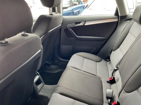 Audi A3 1.6 TDI Sport Sportback Euro 5 (s/s) 5dr 29