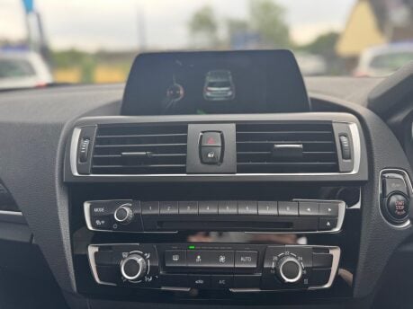 BMW 1 Series 1.5 118i Sport Auto Euro 6 (s/s) 5dr 11