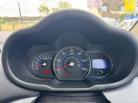Hyundai i10 1.2 Active Auto Euro 5 5dr 9
